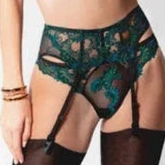 Lise Charmel Dressing Floral Suspender Belt in Aloe ACC4788