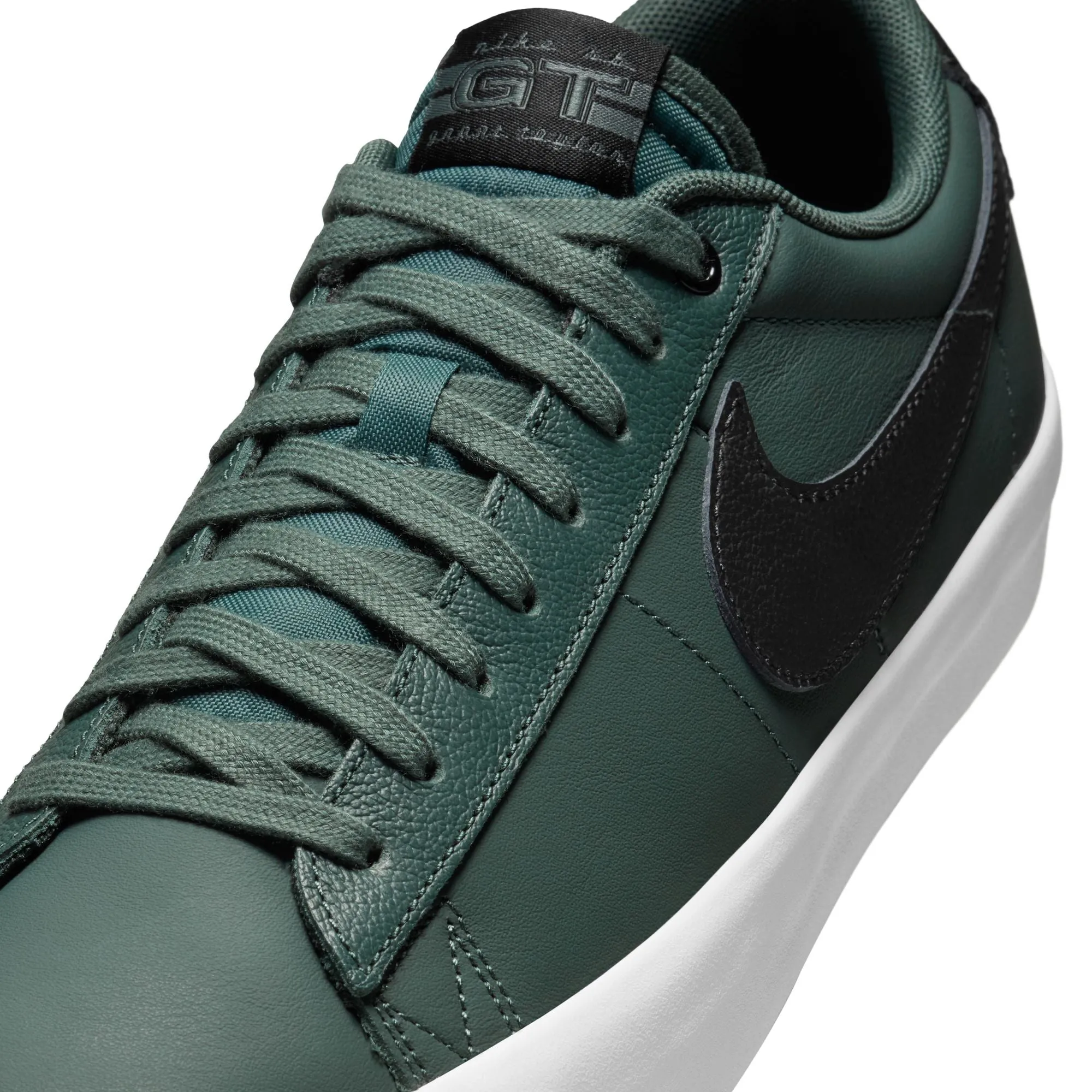 Nike SB Zoom Blazer Low GT - Vintage Green/Black-Vintage Green