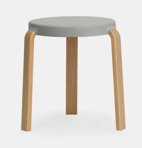 Normann Copenhagen Tap Stool – Oak – Grey